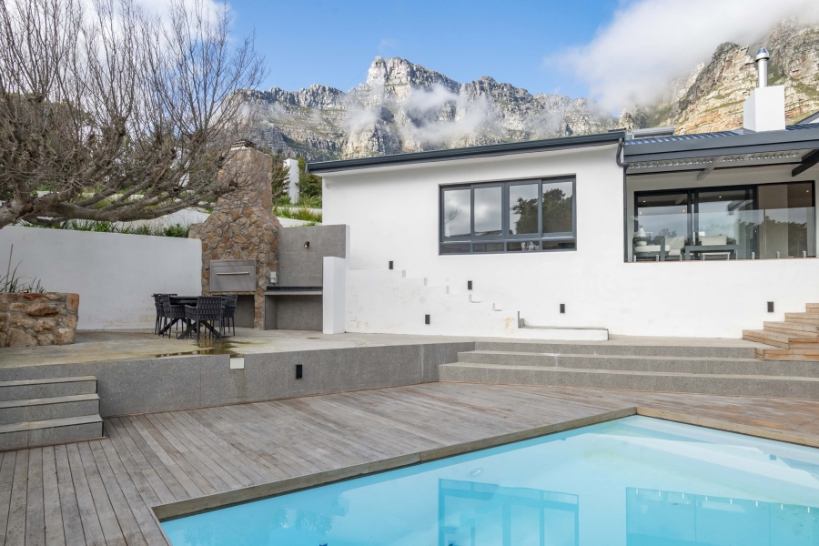 4 Bedroom Property for Sale in Camps Bay Western Cape